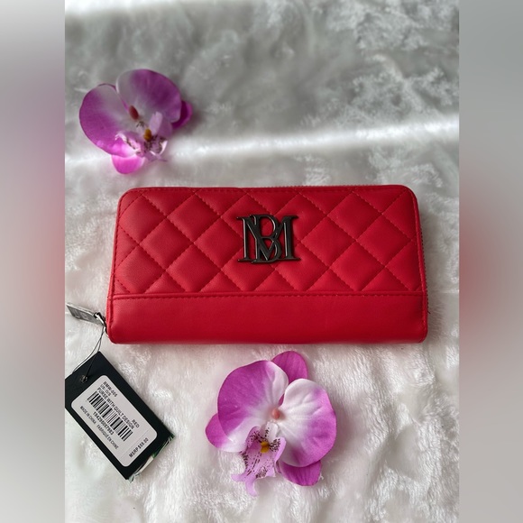 ❤️ NWT RED Long Vegan Leather Wallet❤️ - Picture 1 of 9
